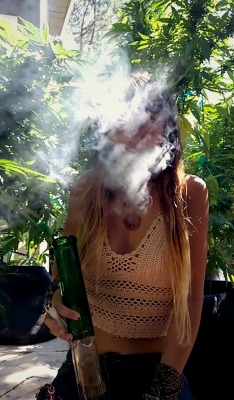 420camgirl.tumblr.com post 98436274633