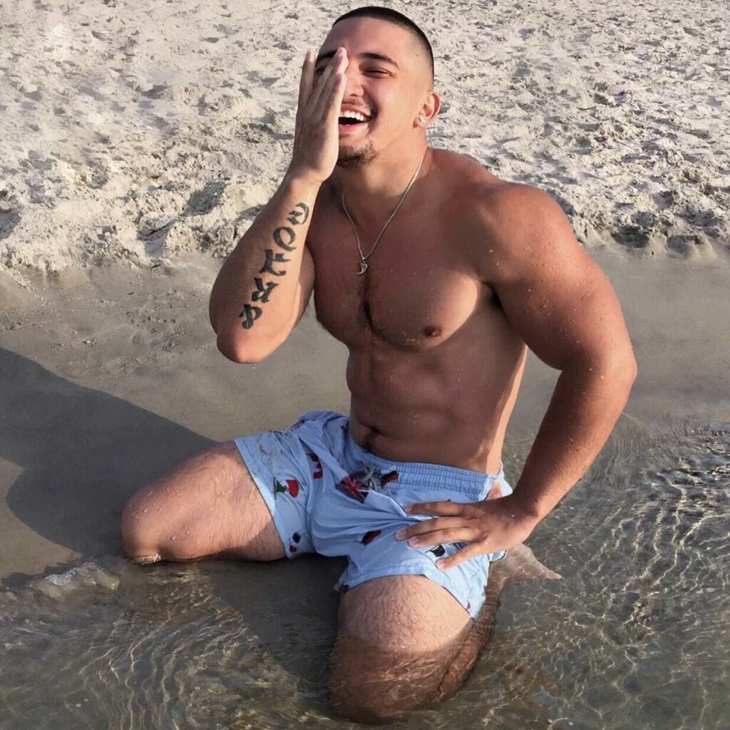 markowms:  Meaty     FOLLOW @Mark0_p0l0 IG: Markowms Snapchat: Markowms