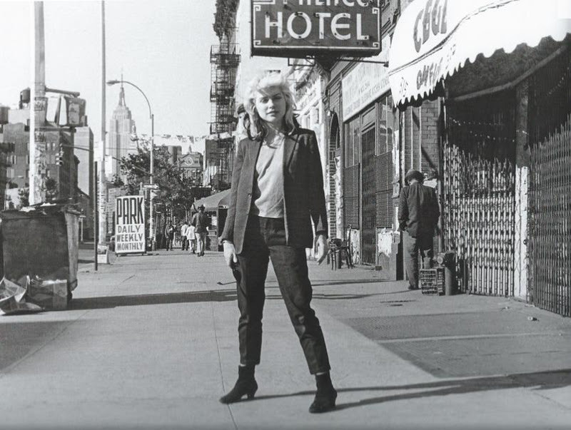 thesongremainsthesame:Debbie Harry photographed by Bob Gruen, New York City, 1977.