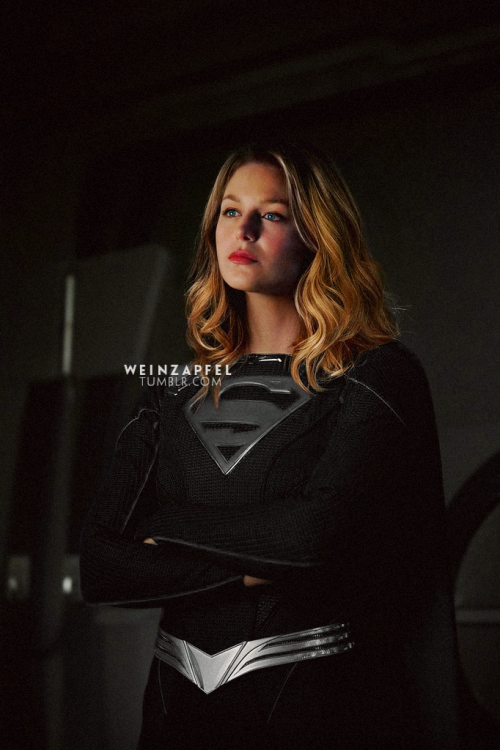 weinzapfel:No bangs Kara in her solar suit because I like black