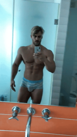 underwear-scenes: Mischa Janiec