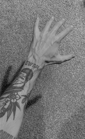 kinell:Hand fans?