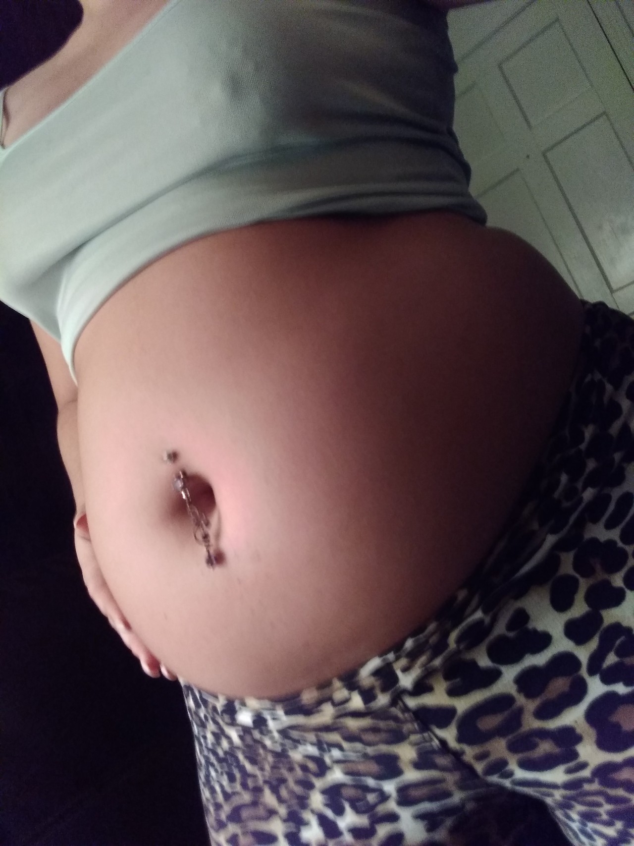 faiirypriincess:  I love my bellybutton 