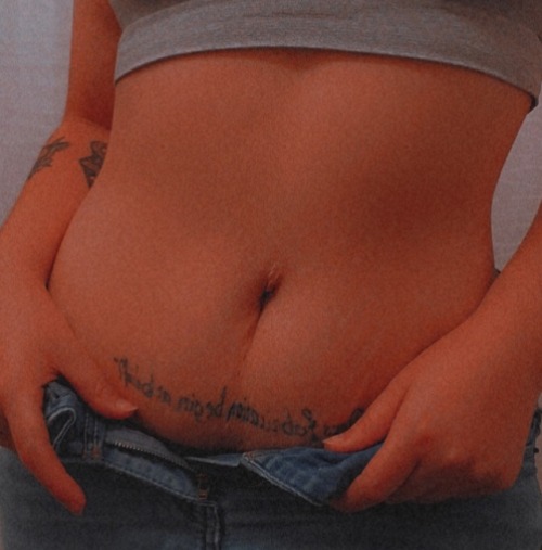 caniwishforthis:Tummy Tuesday🥰I love the placement of your tattoo 😌 @liive-by-the-moon, thank you for your Tummy Tuesday submission! 🖤