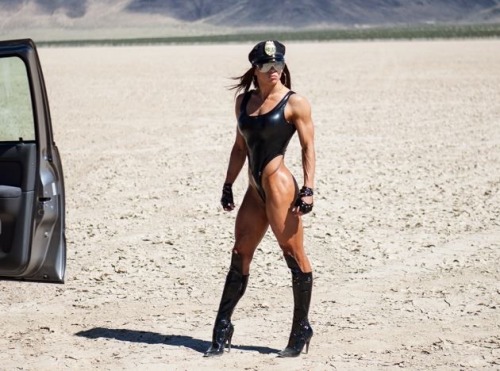 Porn photo femalemuscletalk:  Come to Vegas and get