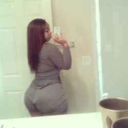 pearhub:  !thim#booty #thick #bbw