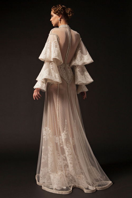 lacetulle:Krikor Jabotian | Spring/Summer 2019 Couture