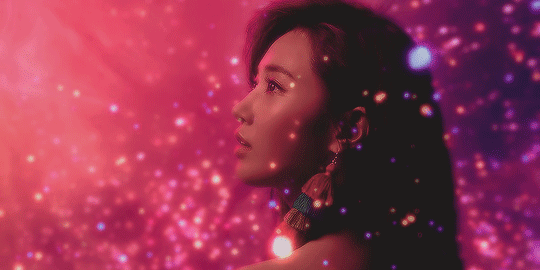 hyoy3on: yuri - into you (2018)