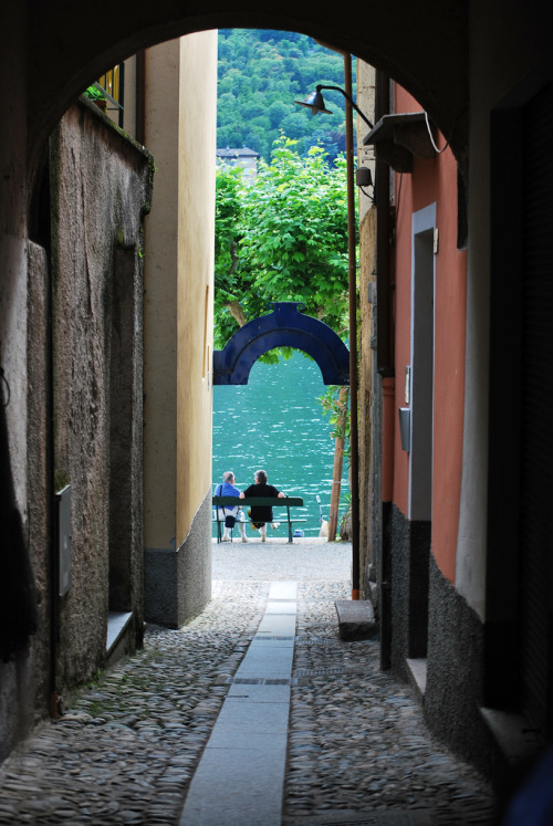 allthingseurope:  Isola dei Pescatori, Lago Maggiore, Italy (by NoiDue723)