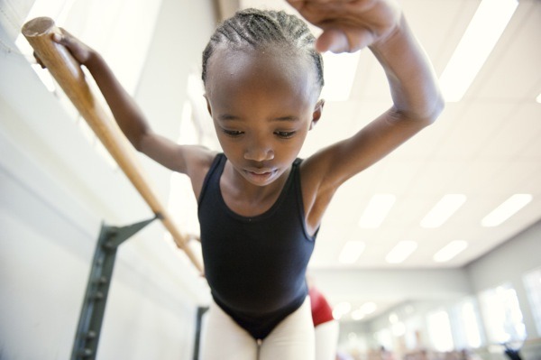 blackpeopledoshittoo:  iluvsouthernafrica:  South Africa: Young ladies train in Ballet