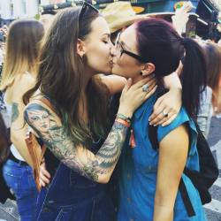 the-inspired-lesbian:  Love &amp; Lesbians 🌈