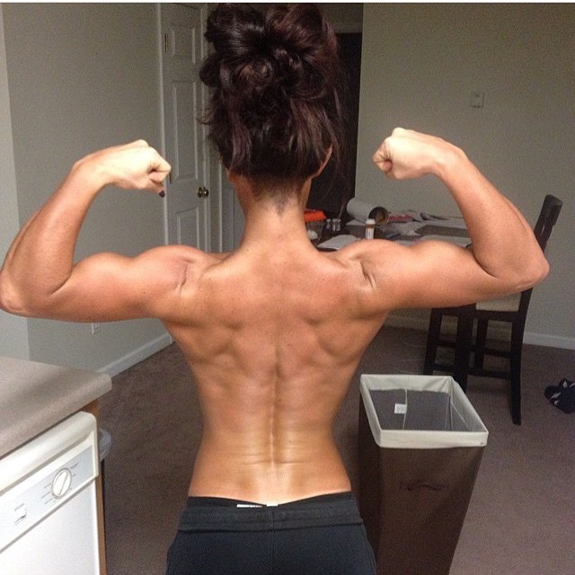 hiddensky:  Amazing back! 🙌🙌 Check out @tiny_fit_tigress for more inspiring