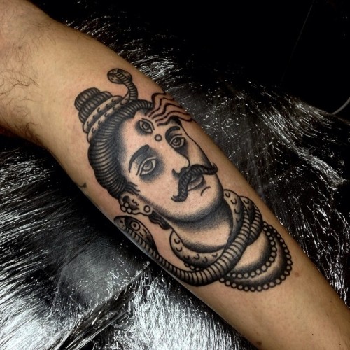 15 Amazing Shiva (Mahadev) Tattoo Designs on Neck 2023 | Trishul tattoo  designs, Tattoo designs, Shiva tattoo design