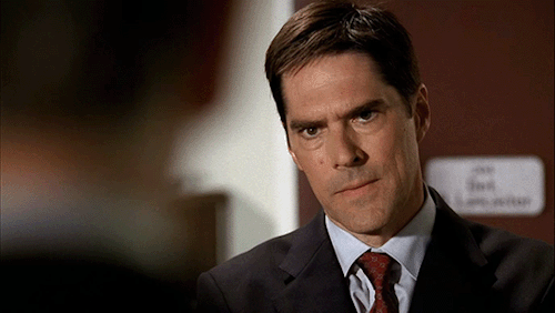 alexandrablake:top 10 criminal minds characters as voted by my followers: ↳6. aaron hotchner (s1-1