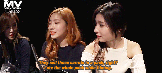 misamo:  right.. what else would a rabbit dip their carrots in… 