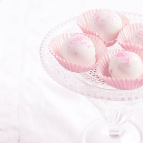 marshmalllovv:Red Velvet TrufflesEdit // Source + Recipe