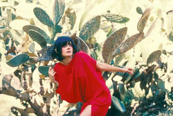 under-radar-mag:  Now here’s a cool concept—a collection of songs by the likes of Bat For Lashes, Goldie and Ghostpoet, all featuring elements of the human body. (via Listen: Bat For Lashes – “Skin Song” | Under the Radar - Music Magazine)