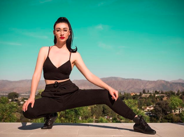 cutegirloftheday:  Cute girl of the day is Qveen Herby!