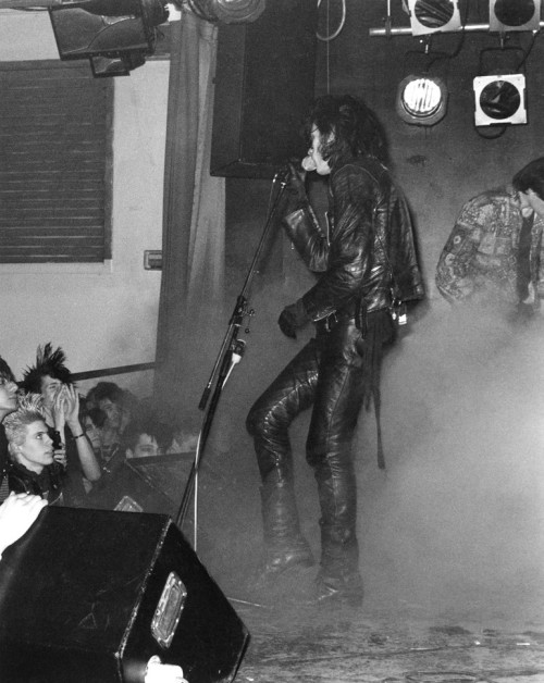 alixandrajekyllhyde: Andrew Eldritch of The Sisters of Mercy, Danceteria, April 1984.