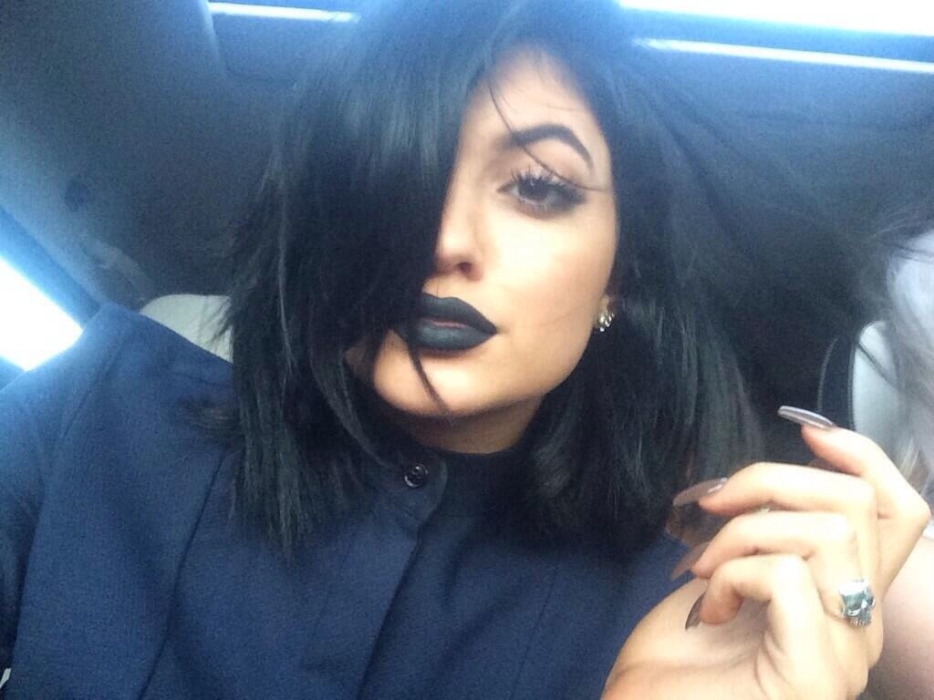 girlsinspo:   thefashionablekelebek:  thefashionablekelebek  http://girlsinspo.com/