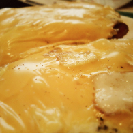littlephotosets:  grilled cheese  Good lord