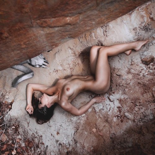 hardasanoak:  Anna Grace (3/3) 