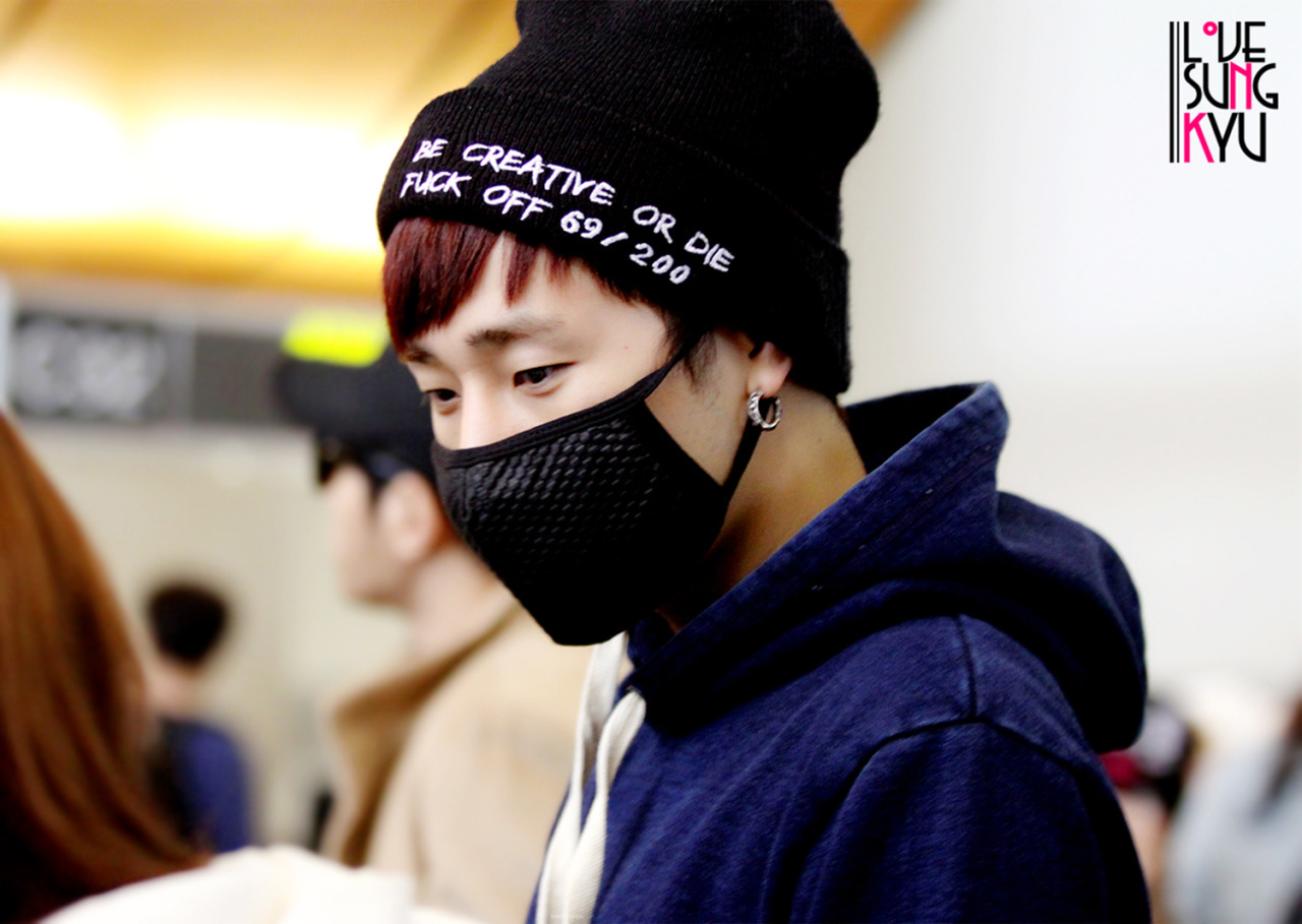 ifnt0428:  141101 Incheon Airport Arrival© LoveSungKyu | do not edit, crop or remove