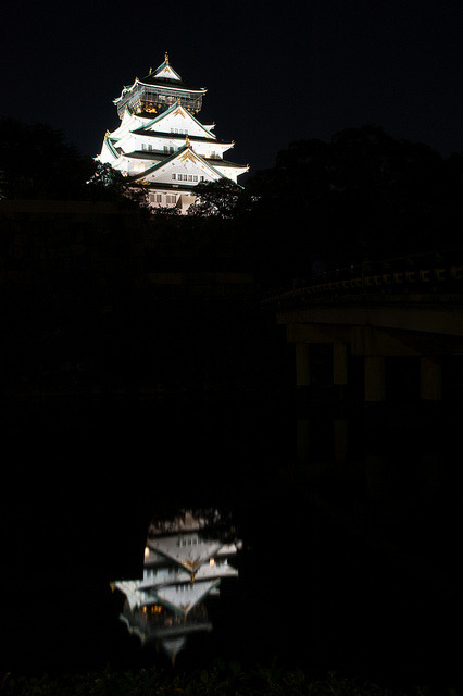 jpnys:大阪城夜@大阪城 by TKBou on Flickr.