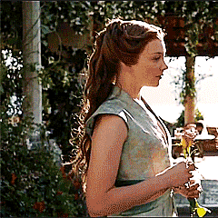ddorne:Sometimes Margaery looks at Sansa and it makes me cry. 