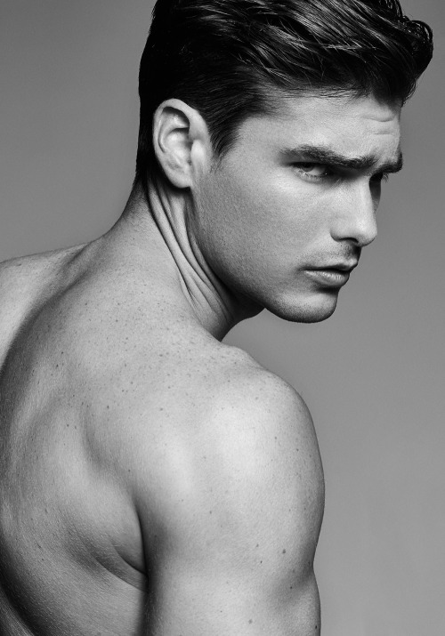 dannyboi2:  Charlie Matthews by Lawrence Cortezdannyboi2dannyboi2-model-behaviorhttp://dannyboi2.tumblr.com/links
