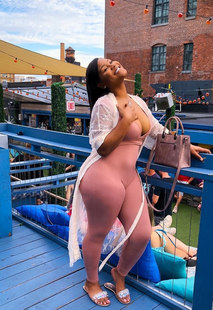 kingjazziedad:  DeliciouslySexy. CurvyLicious. BootiDelicious Mami. Many BiancaShow