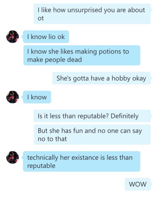 trollingbatterwitch:Talking about my limeblood fantroll and her choice in hobby and