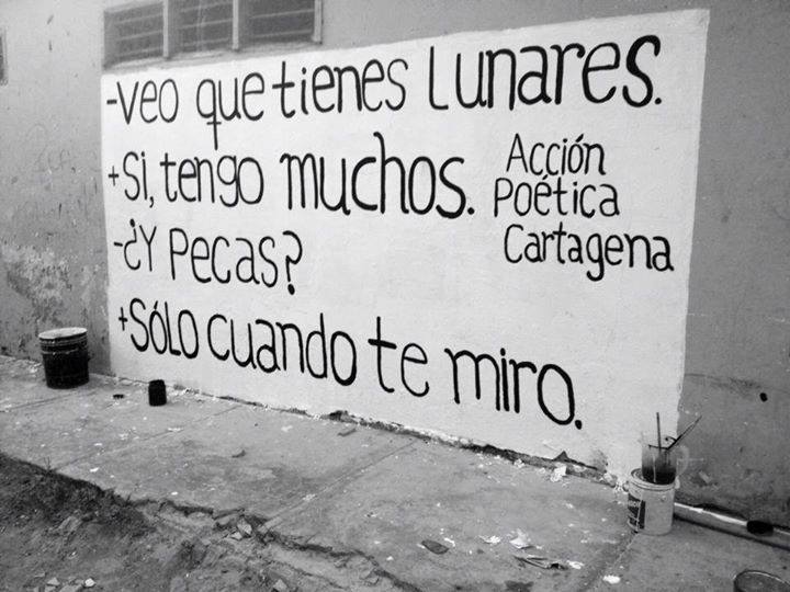 somospoesia:  Solo cuando te miro… Somos Poesia en Facebook Somos Poesia en Twitter