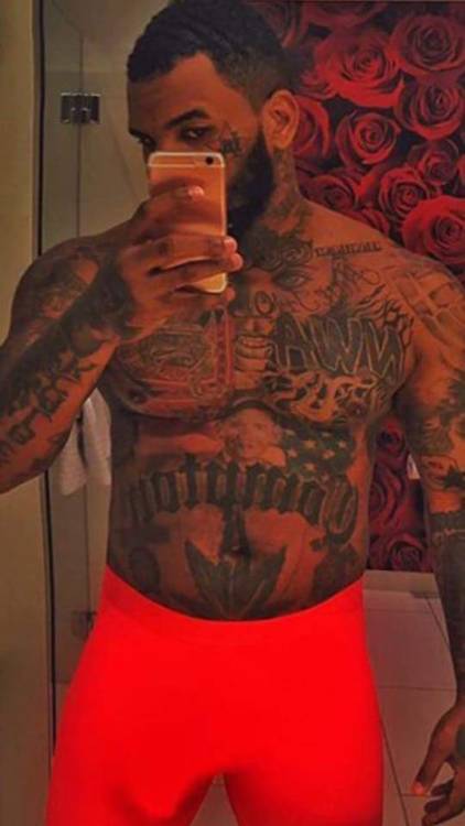 blkby1dr:  hoodfreak:  The very best of The #Game Reblog if he can be an underwear model  Love this 
