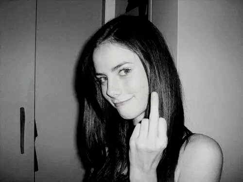 skins-black-and-white:  Follow if you like SKINS UK