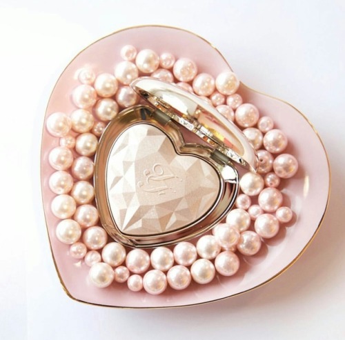 retgekt:too faced