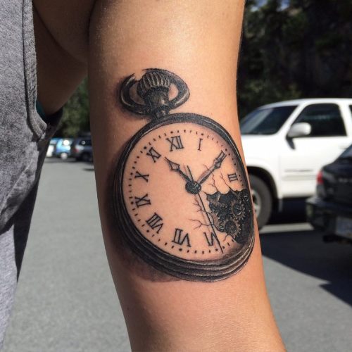 Broken clock drawing | Clock drawings, Clock tattoo, Clock tattoo design