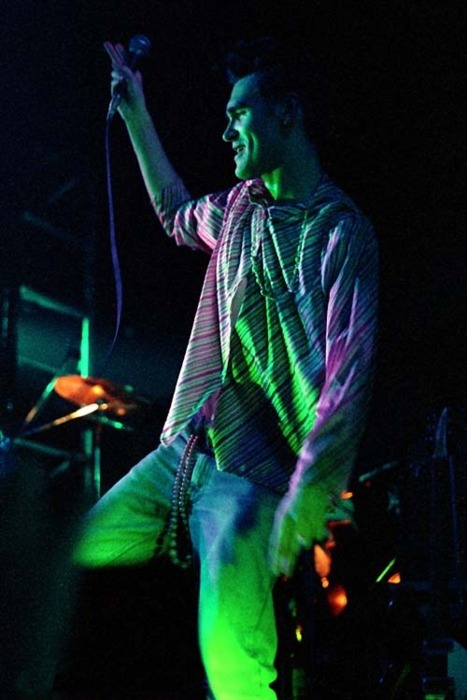 charlotte-it-was-really-nothing:  Morrissey onstage at De Montfort Hall, Leicester, March 18, 1984  