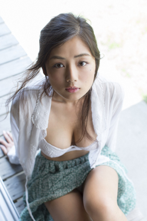 japanesebeautifulwoman:  Moemi Katayama 片山萌美