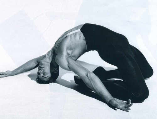 contextualmetasurgery:  Ballet dancer Roberto Bolle