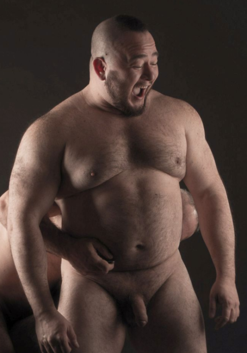 mature-bears-and-other-wonders: Louis Kwong Awesome and beautiful japanese bear!!