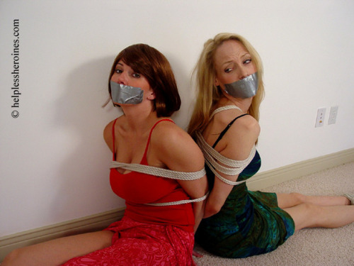 bondagehedgehog:  April Swanson and Candace McLain