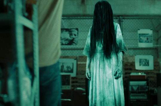 If you’re in the mood for some spooky cinema on Halloween, here’s some horror I’d recommend  🎃Cut before for some horror stuff!Here’s a list of some old favorites and new movies I’ve enjoyed lately.. it by no means complete or in any particular