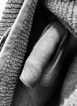 oznudeuncut:  Peeking out of my towel in the locker room