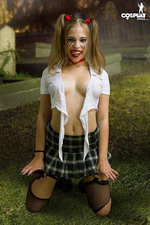love-cosplaygirls - Jeanette the Thirsty Vampire [NSFW]