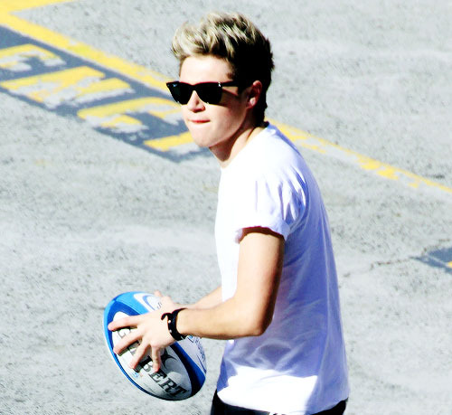 stylsniall-deactivated20180101:  credit 