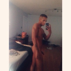 savvyifyanasty:  beatingmyheart:  joshmuratori:  messy ass room  Omfg. I have an even bigger crush on him now😍  &gt; mmhmmm!  Follow me @ savvyifyanasty.tumblr.com