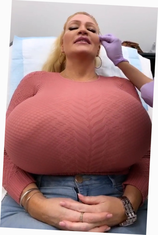 addicted2implants: madmaxrules:     The more plastic that goes in, the less human you become.  