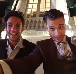 gobiebluth:  @alosian: Gran noche de #montblanc con el pinche potro!! #aitorcardone #elpotro #clubdecuervos @soyjoaquinf: Montblanc. Con Aitor Cardoné joder! @alosian #montblanc #actorlife #ClubDeCuervos #elpotro 