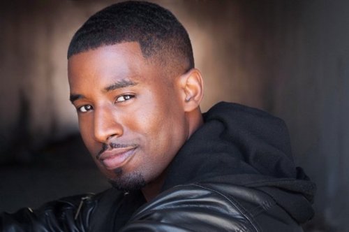 queencitybouy: xemsays: believe it or not, actor GAVIN HOUSTON is already 40 years old! YES… 